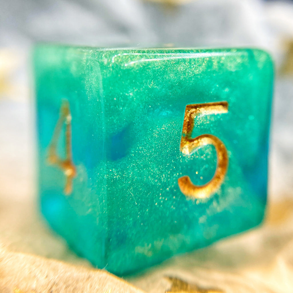 Glow in the Dark Tusktooth Fjord Inspired D6 Dice