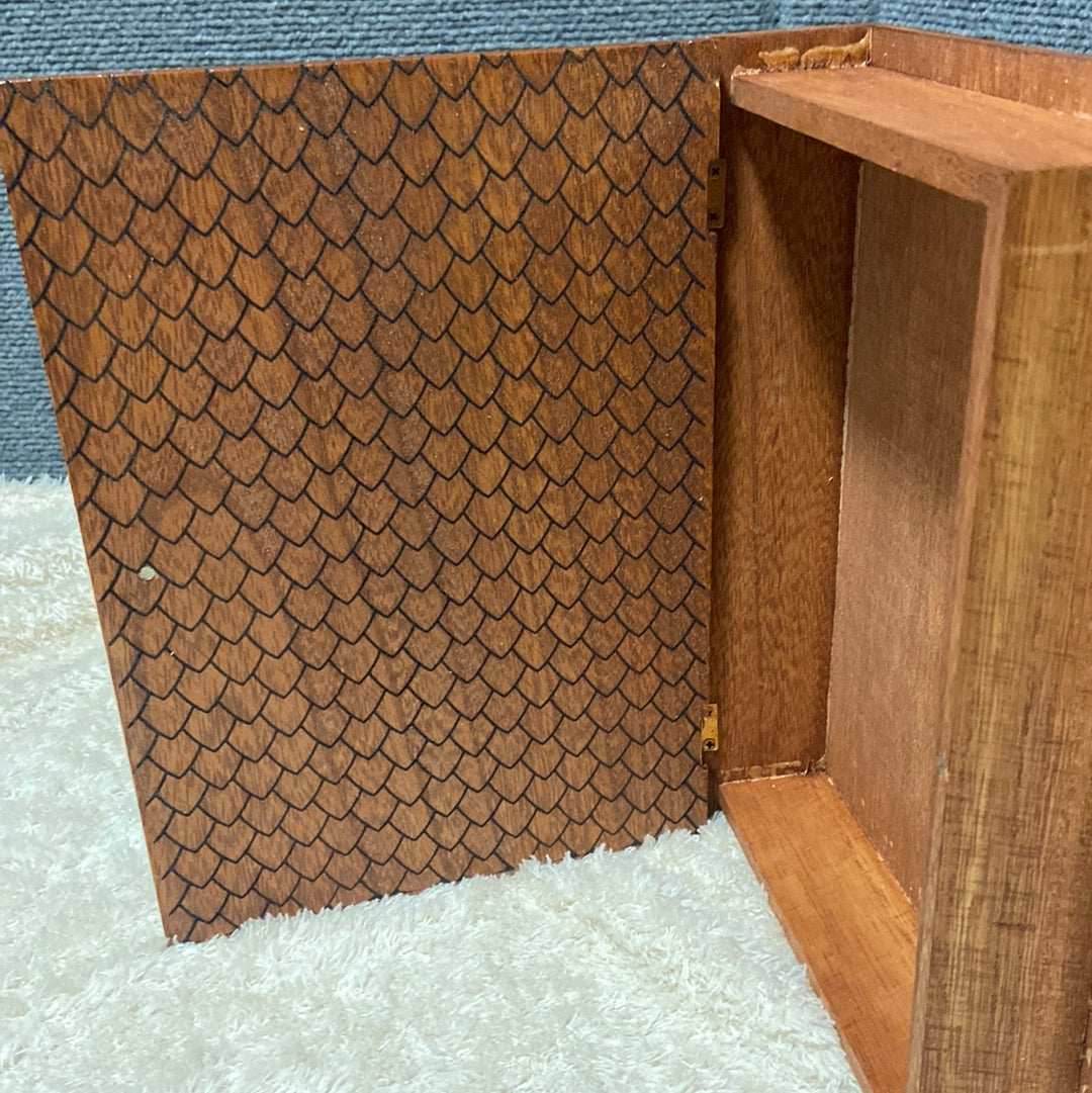 Book Box - Compendium Draconis