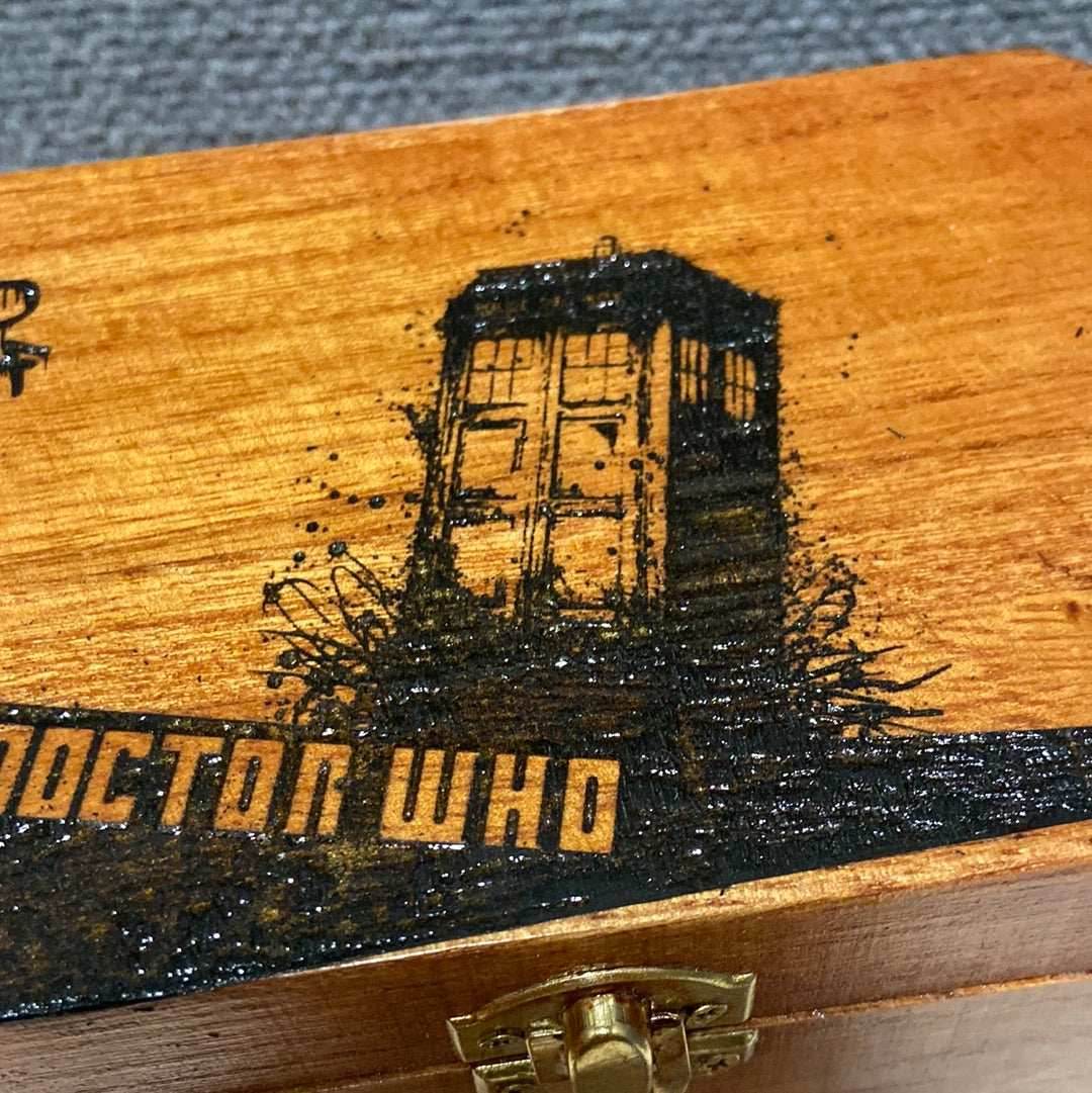 Bad Wolf Tardis Box - 