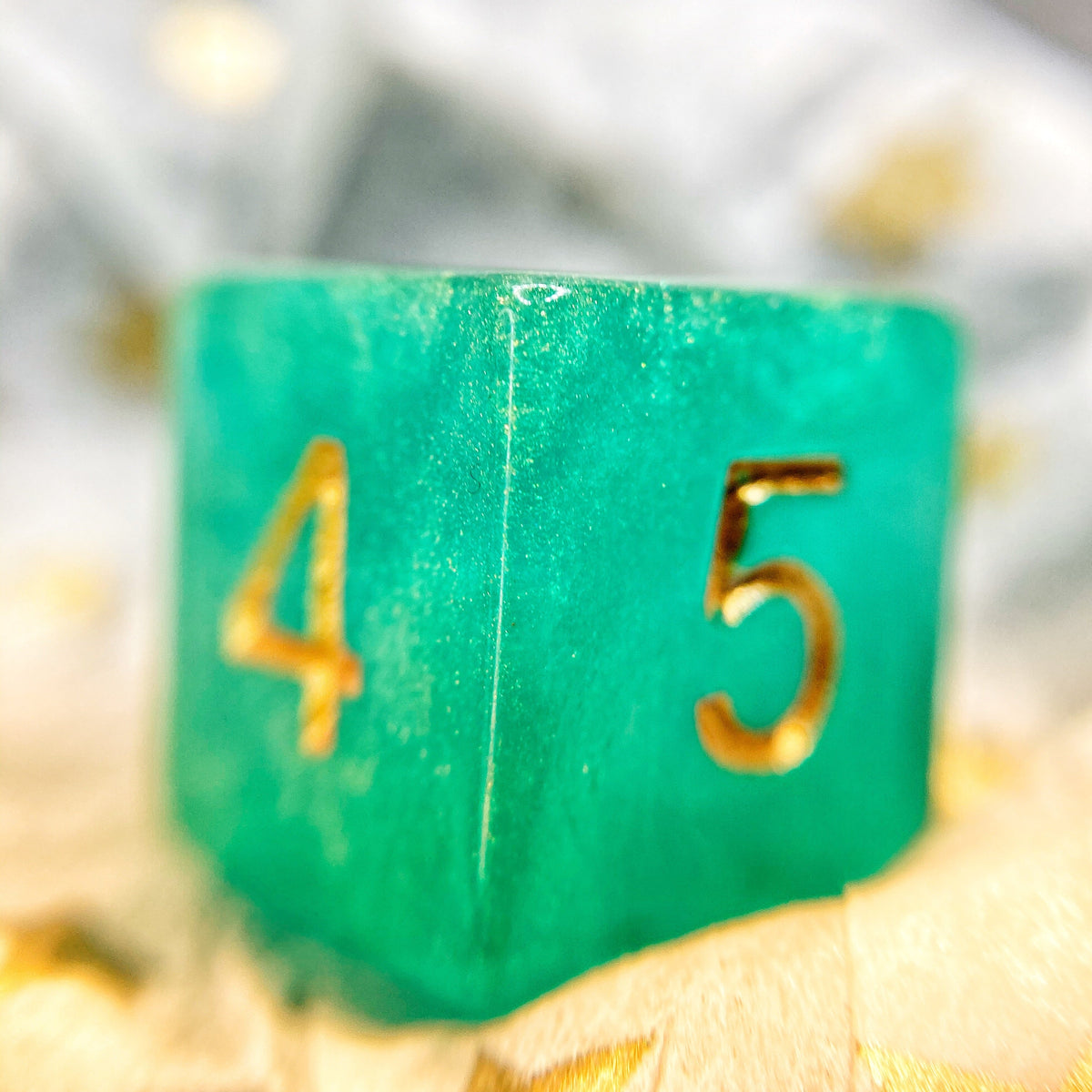 Glow in the Dark Tusktooth Fjord Inspired D6 Dice