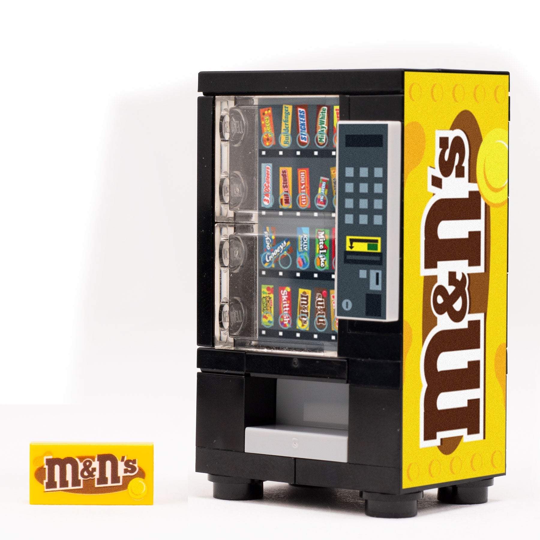 M&Ns (Peanut) Candy Vending Machine made using LEGO parts - B3 Customs