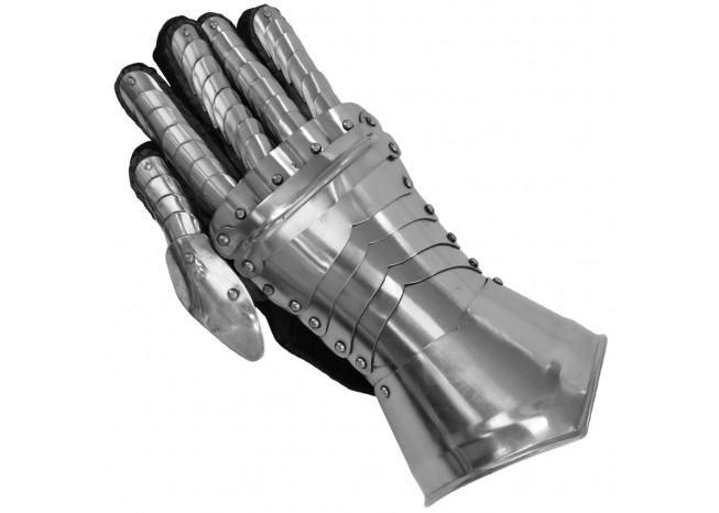 Medieval Knight Gothic Style Functional Armor Gauntlets +5 to Armor Class bonus