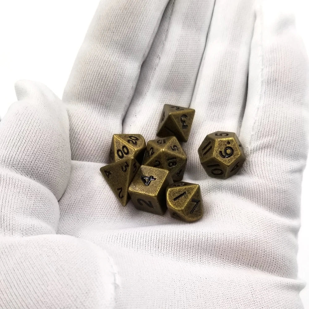 Metal Dice Set 7pcs/set Mini RPG Game Dice Different Bronze Small Digital Polyhedron Dice