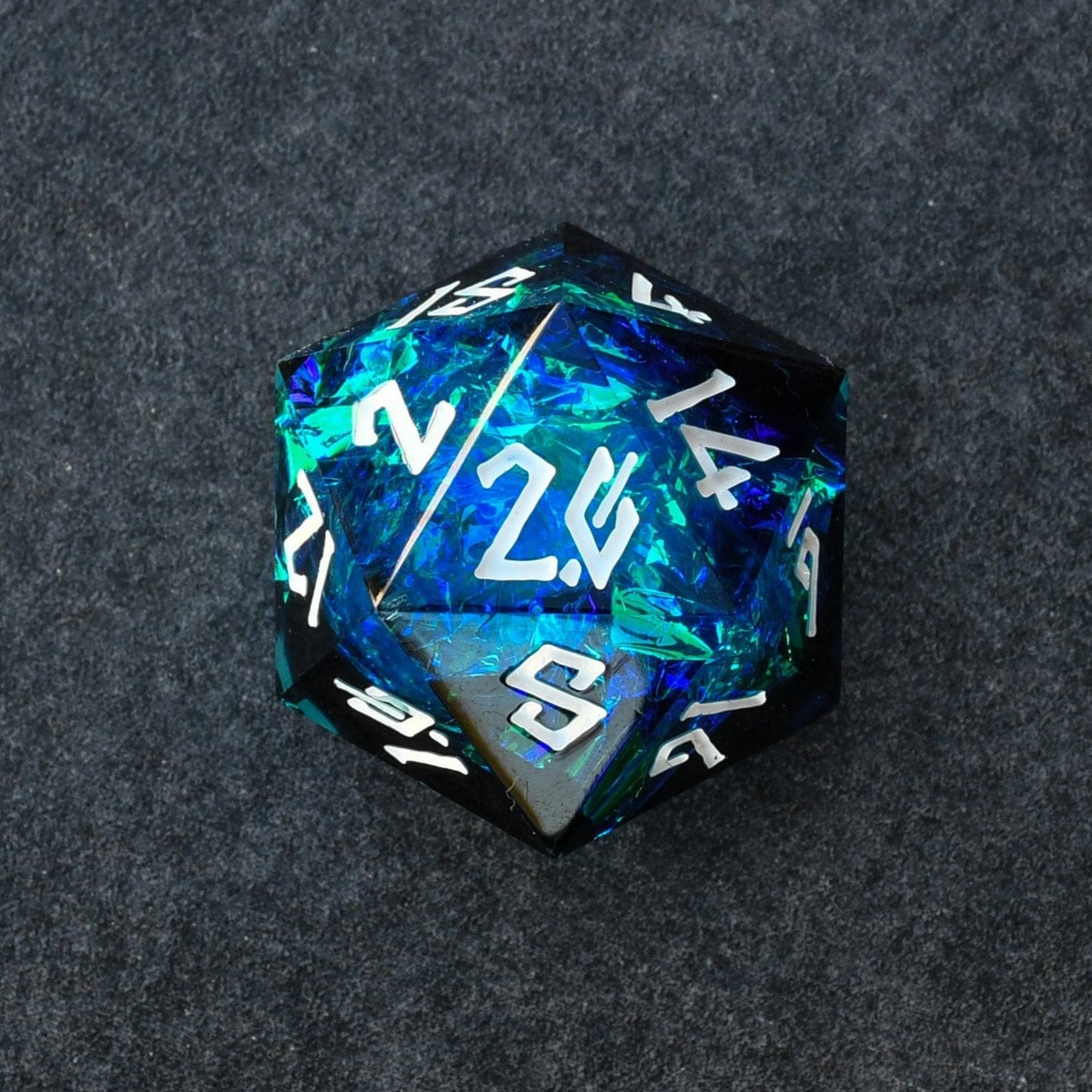 Moonbeam Resin 30mm D20