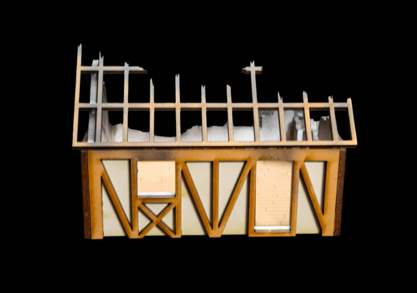 28mm Small Half Timber House - 28MPNT550 (Assembled and Painted) - 