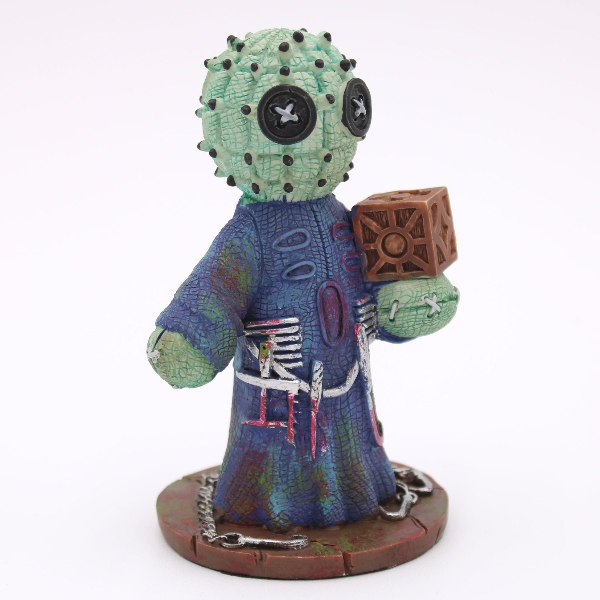 PinHeads Pinhead with Puzzle Box Monster collection