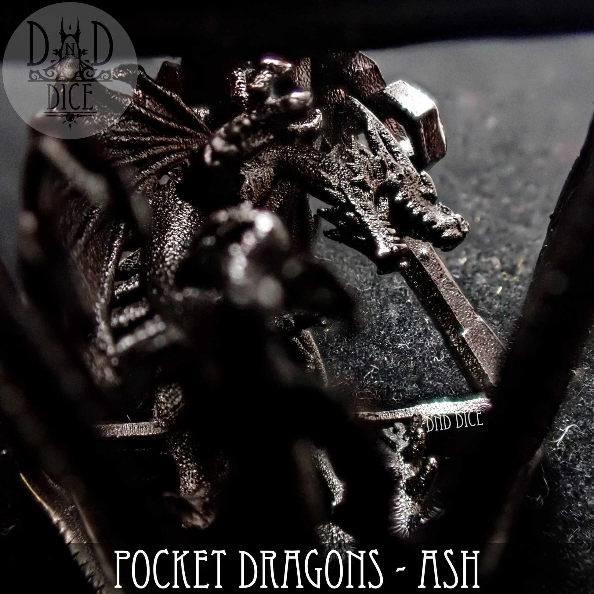 Pocket Dragons Ash - Metal Dice Set (Gift Box)