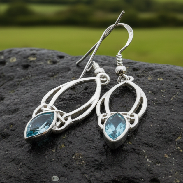 Ania Trinity Knot Earrings