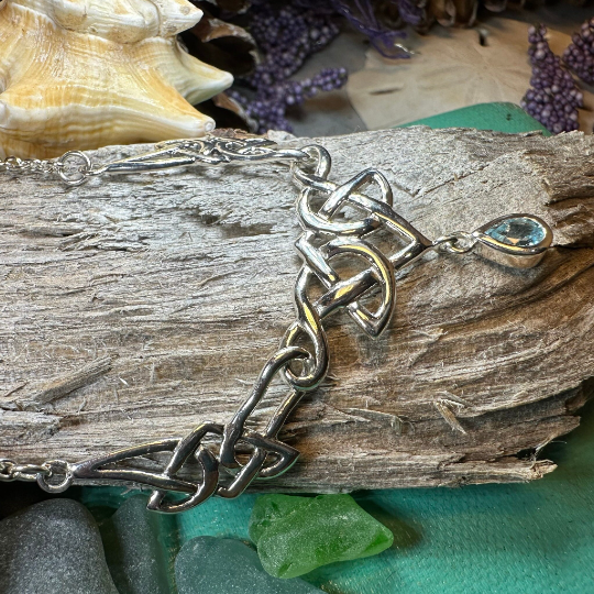 Lorena Celtic Knot Necklace