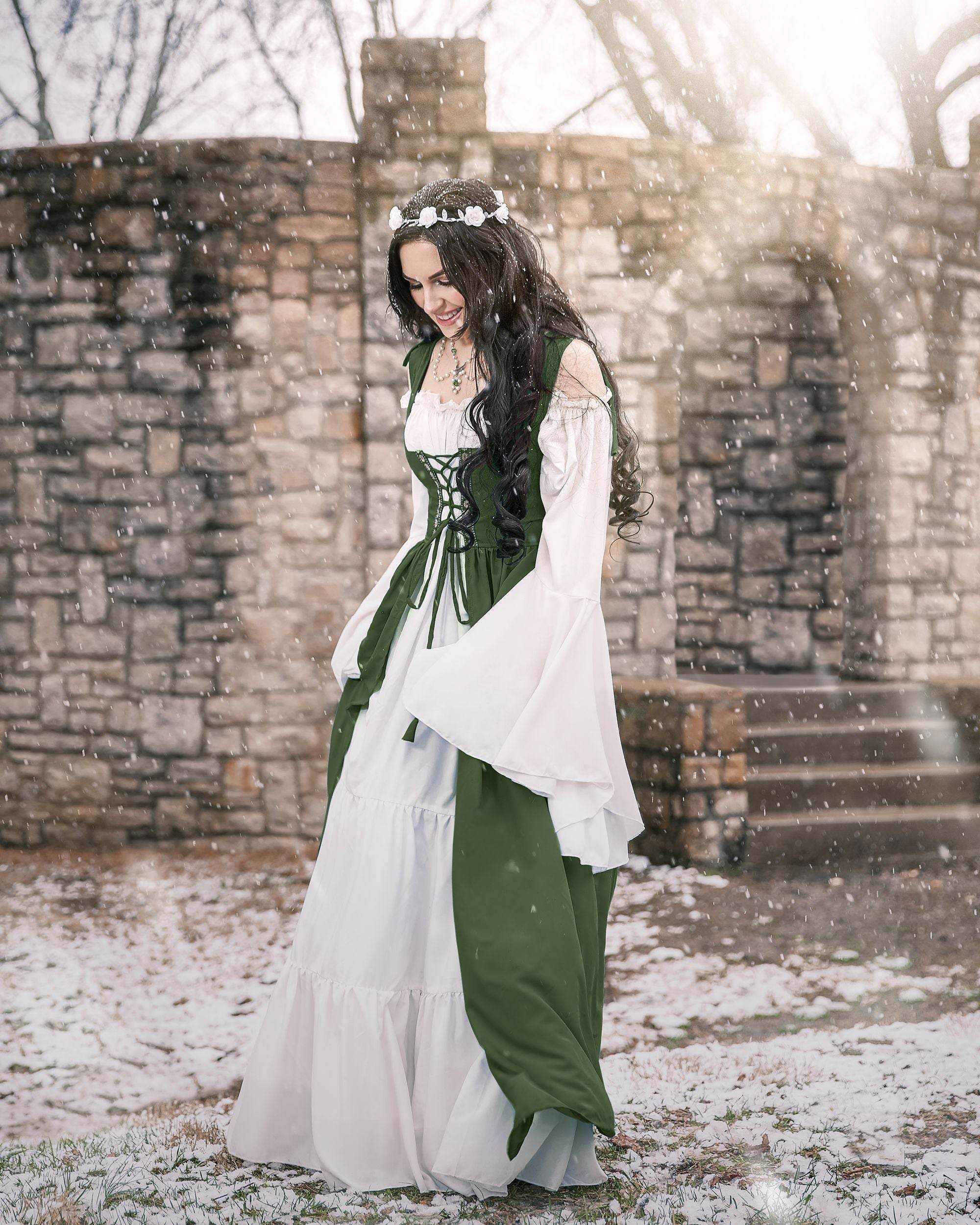Renaissance Faire 2 piece Full Costume Irish Dress & Long-Sleeved Chemise - XXS/XS / Olive
