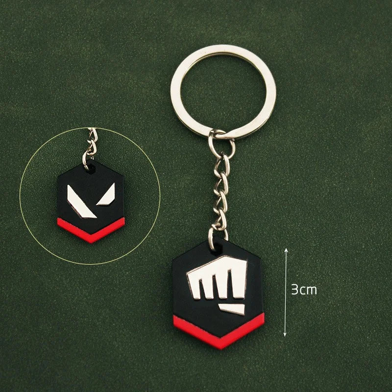 Riot Games Valorant Keychain Karambit AK M4 Samurai Dagger Weapon Model Metal Key Ring Bag Pendant llaveros Jewelry Male Gift