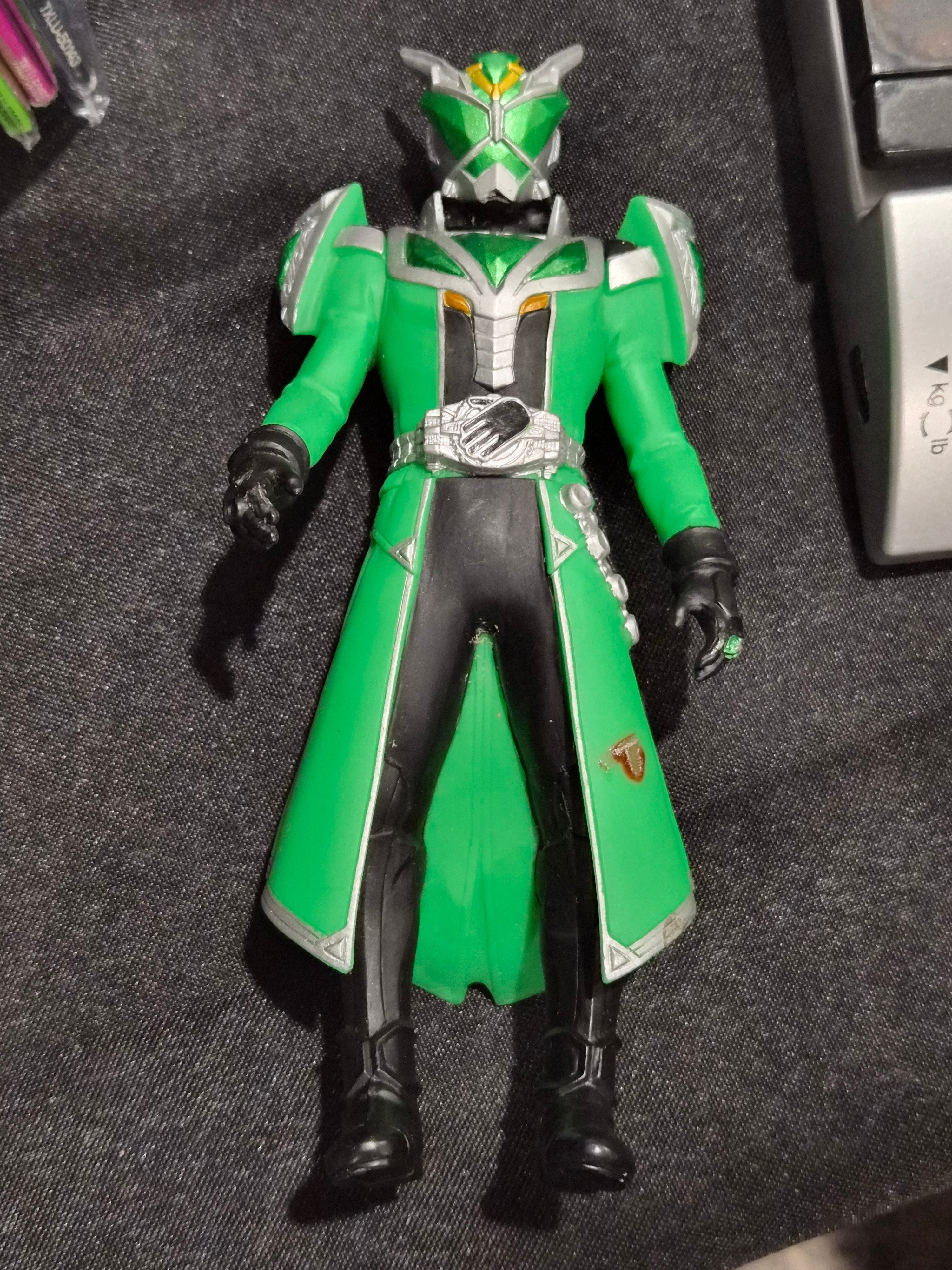 Kamen Rider Wizard Hurricane Dragon – Bandai Rider Hero Series 06 – 2012 – 7" Figure