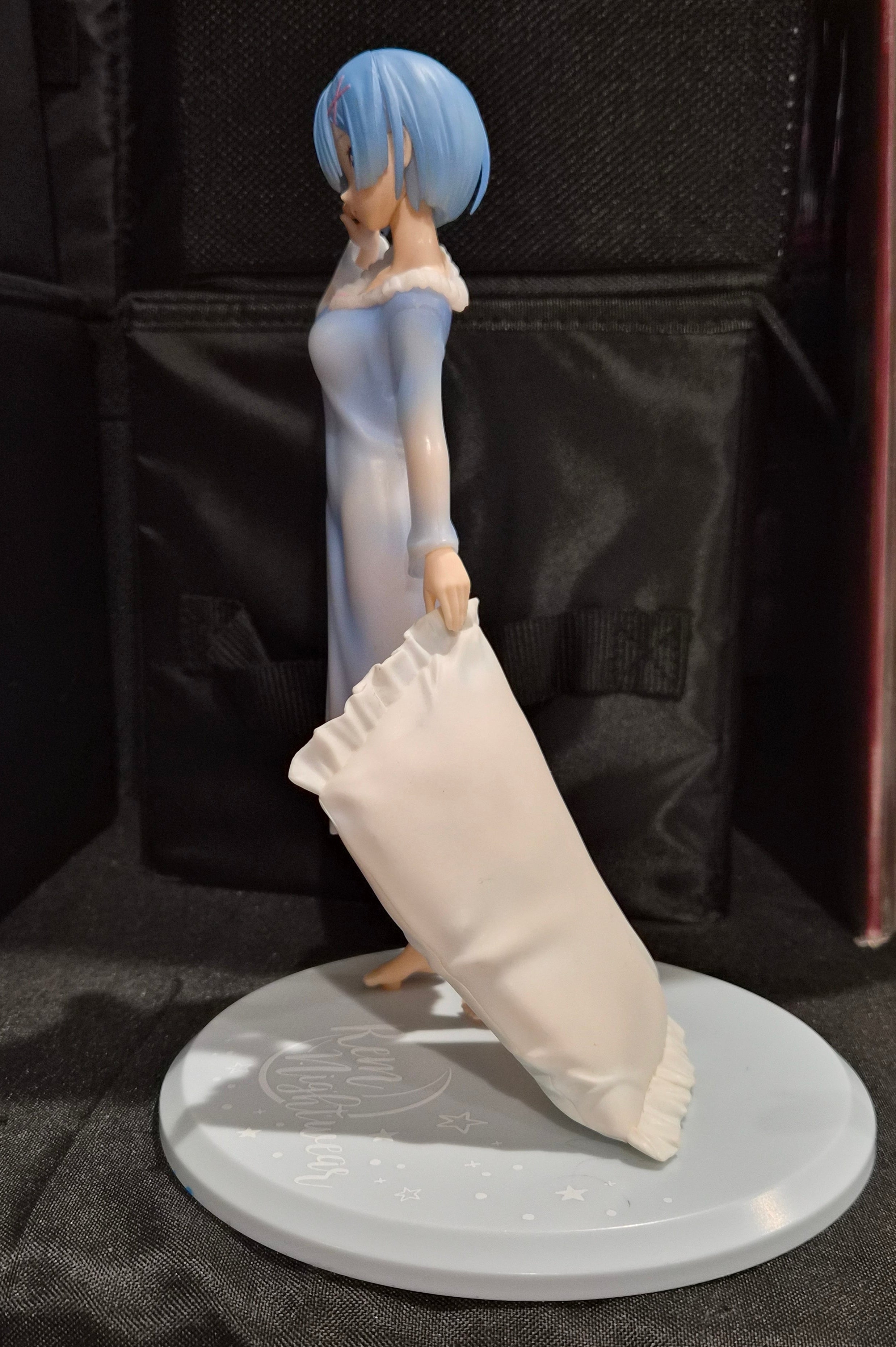Rem Nightwear Version Super Premium Figure w/ Pillow – Re:Zero – Sega – 2020 – 9" Statue