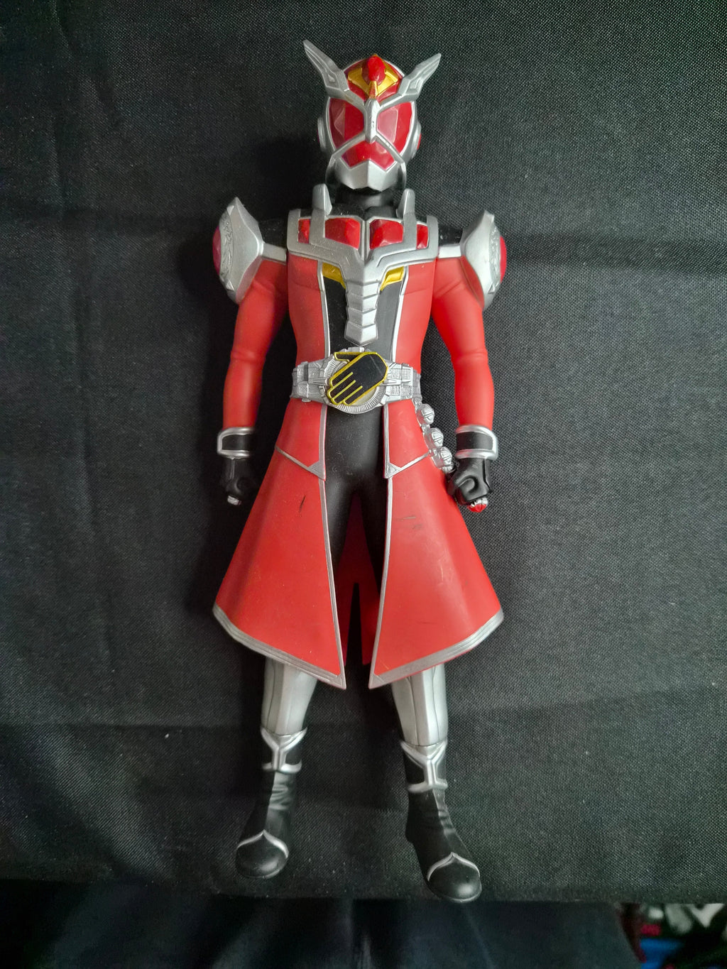 Kamen Rider Evolved Wizard Flame Dragon – Banpresto Figure – 10" HDM