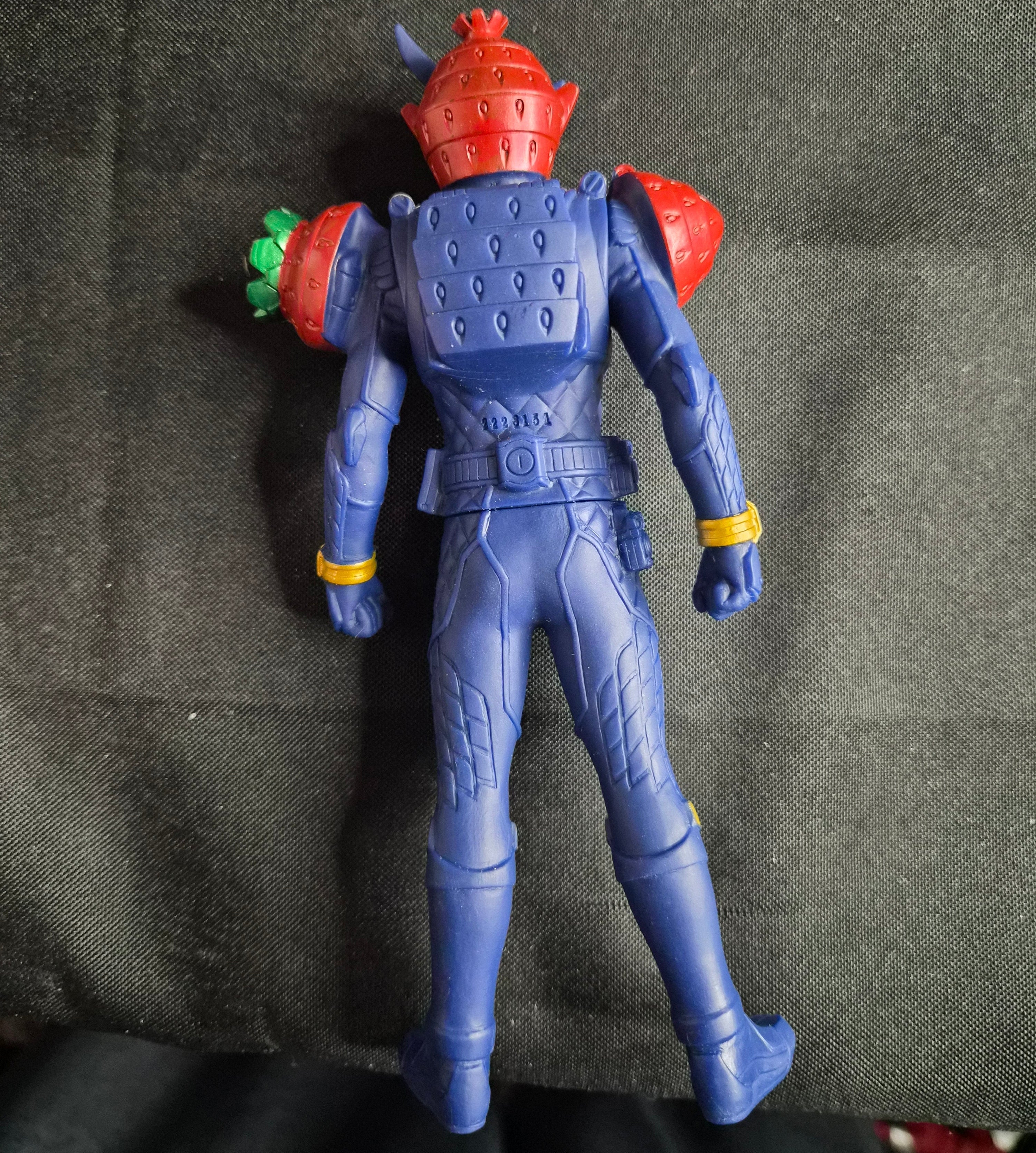 2013 Bandai Kamen Rider Gaim Ichigo Arms (Strawberry Arms) – Rider Hero Series 06 – 4.25" Figure