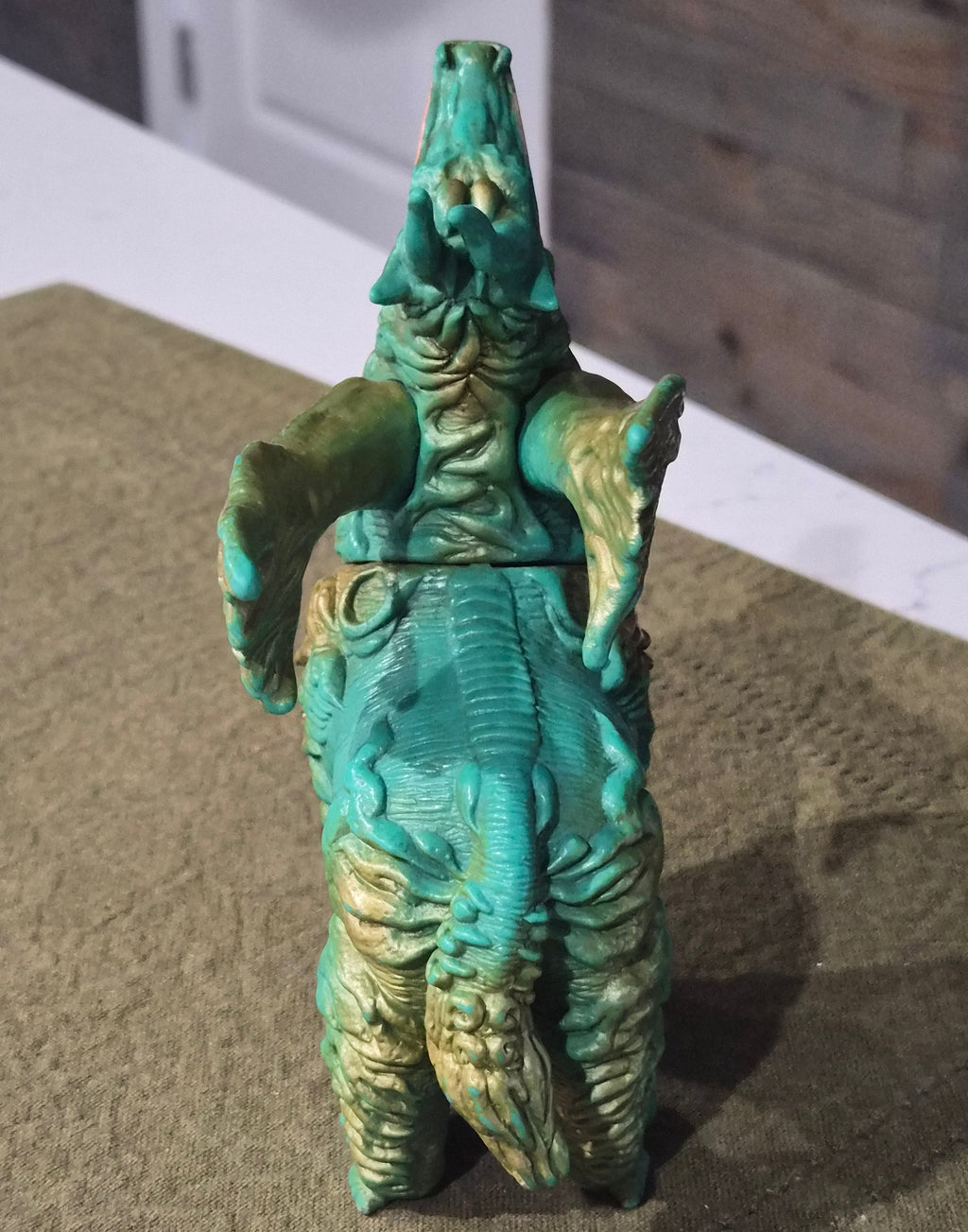 Bandai Dodongo Kaiju Figure – Ultra Monster Series #72 1994 – Ultraman – 6" Sofubi