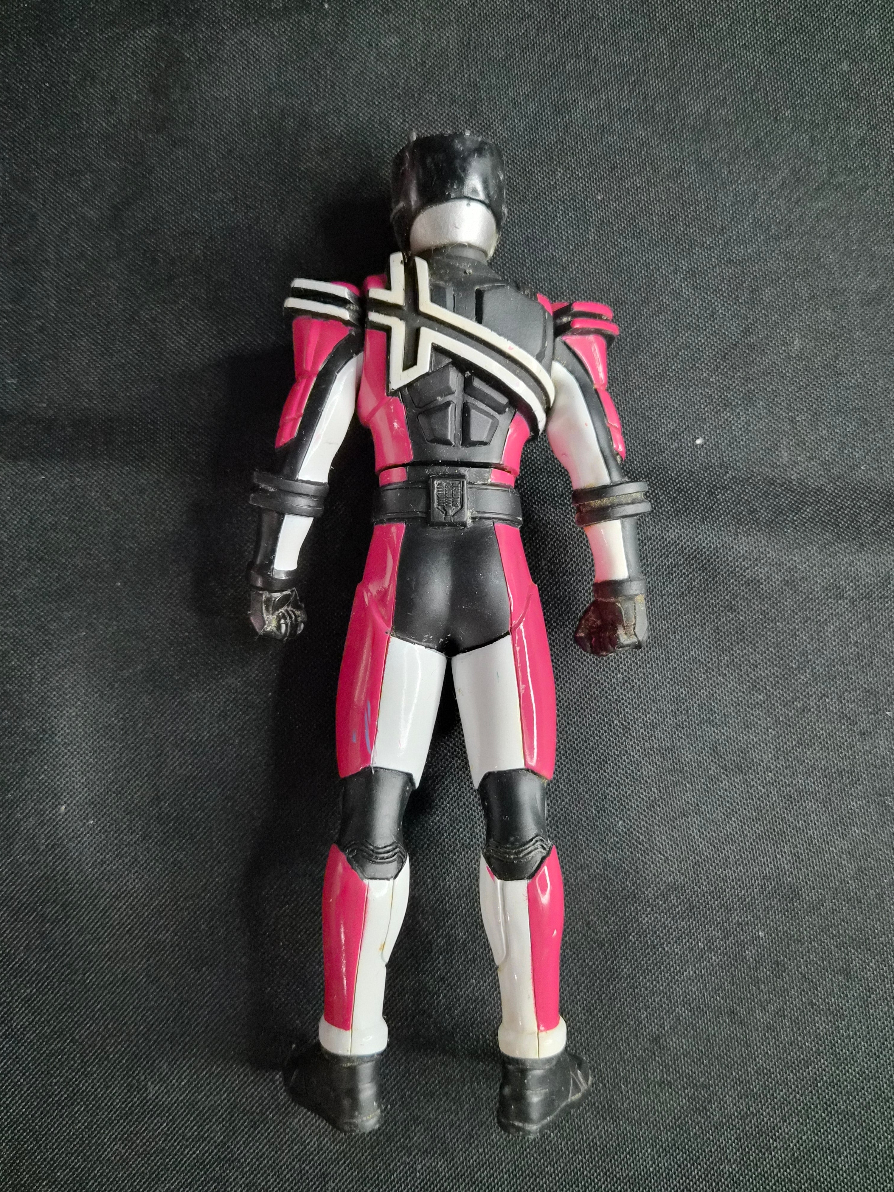 Bandai 2008 - Kamen Rider Decade Sofubi Figure – Legend Rider Series – Tokusatsu Japan
