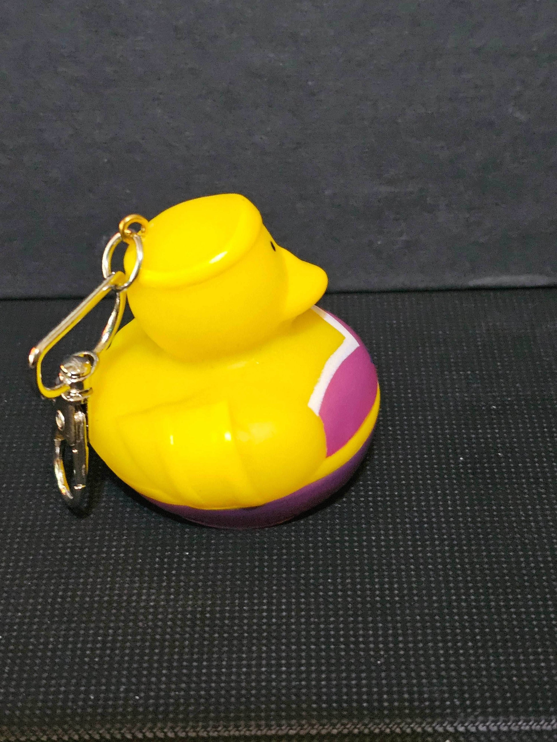 Wonder Girl duck keychain - 