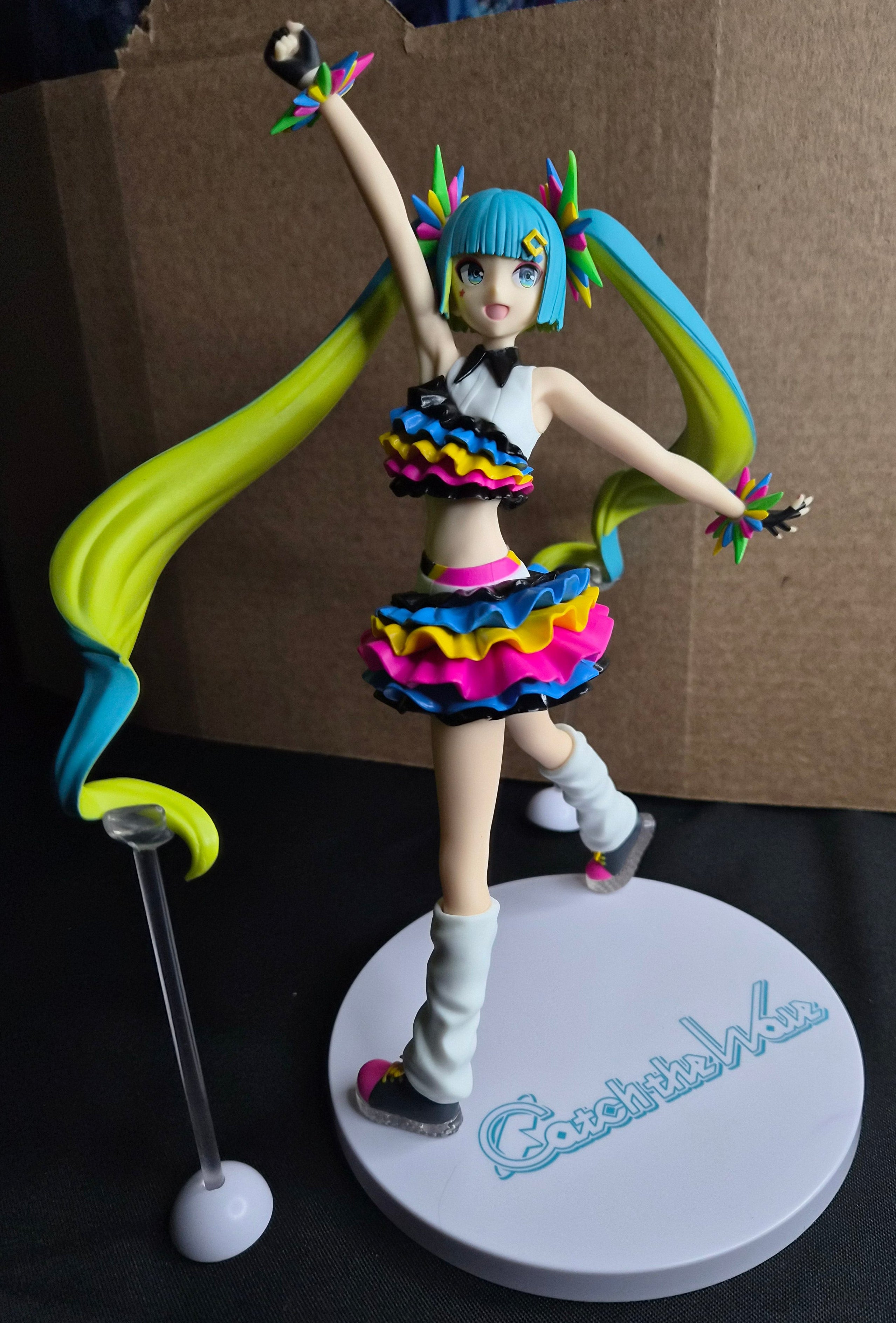 Hatsune Miku – Catch The Wave Figure – Project Diva Mega39's – Sega – 9.8" Tall