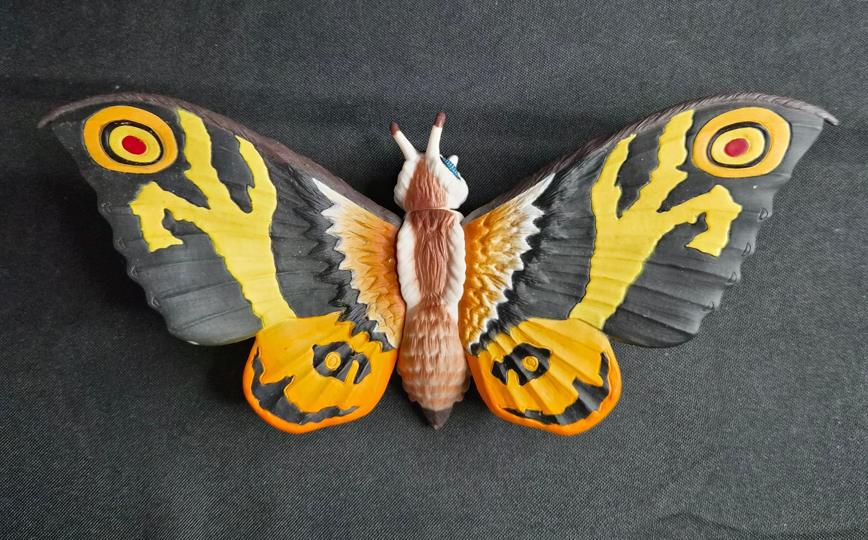 Bandai Movie Monster Series Mothra – Godzilla: Tokyo S.O.S. – 2004 Japan Sofubi Figure – Toho Kaiju