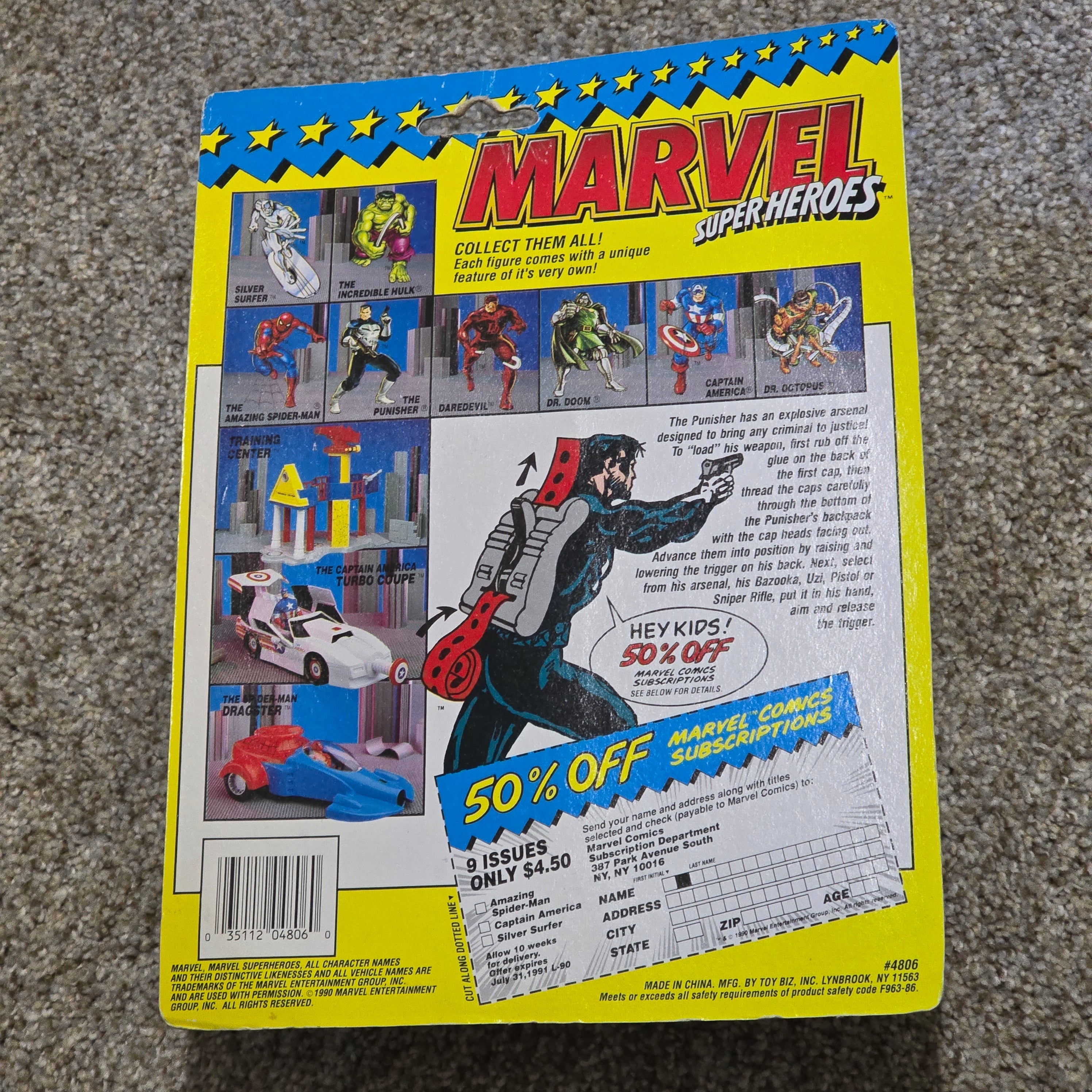 Vintage Punisher Toy Biz Marvel Super Heroes Figure Carded Damaged Bubble