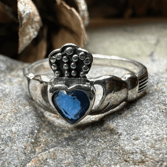 Clarina Claddagh Ring - 6 / Pink