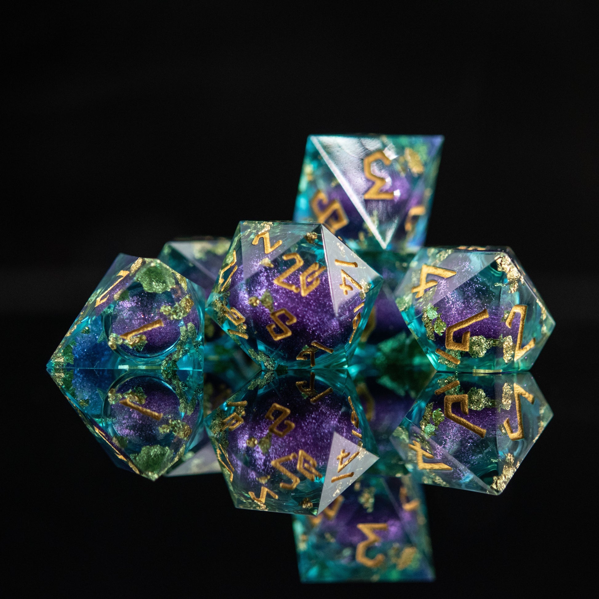 Siren's Treasure Liquid Core Dice Set