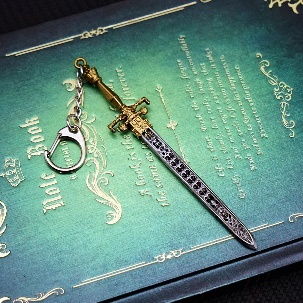 Sword of Night and Flame Keychain DARK SOULS Key Chain Keyring Keychains for Men Game Accessories Key Ring Pendant llaveros