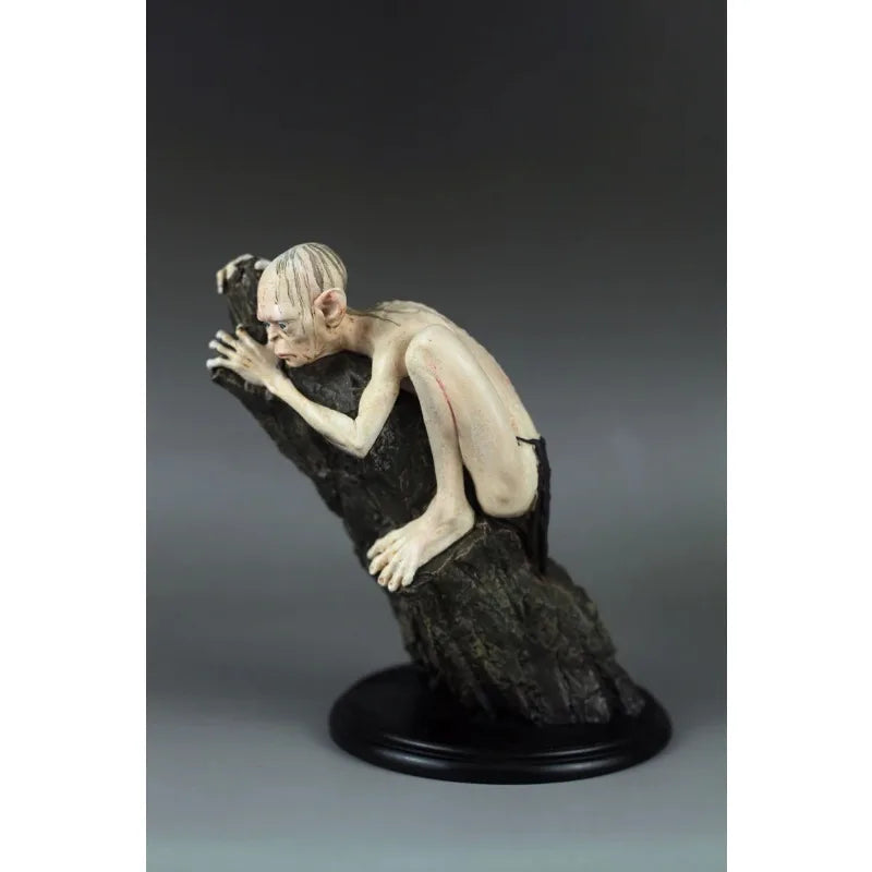 The Lord of The Rings Peripheral Gollum Anime Action Figures Model Statue Children's Toy Collection Ornaments