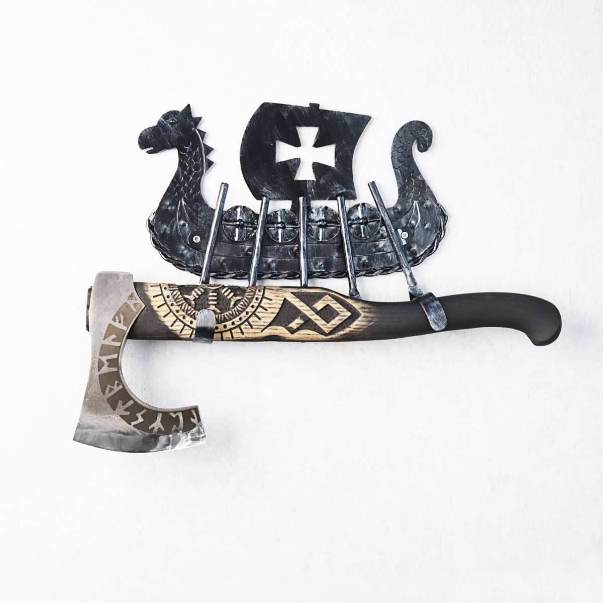 Silver Stand for Leviathan Axe - 