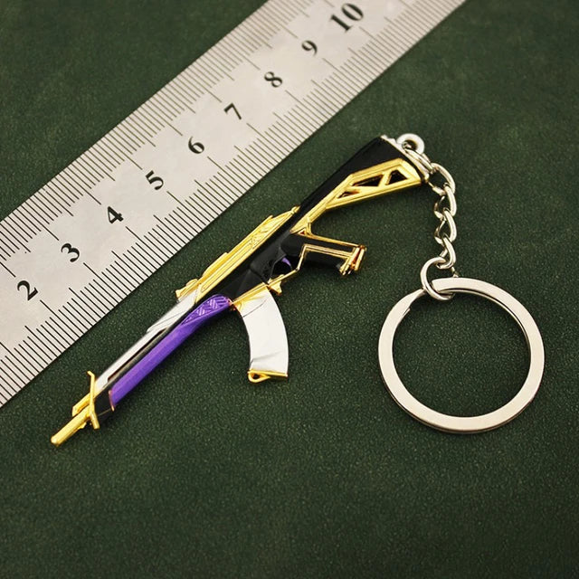 Valorant  Melee Reaver 2.0 Karambit Keychain Game Peripheral M4 Samurai Dagger Model Metal Key Ring Pendant Jewelry Male Gift