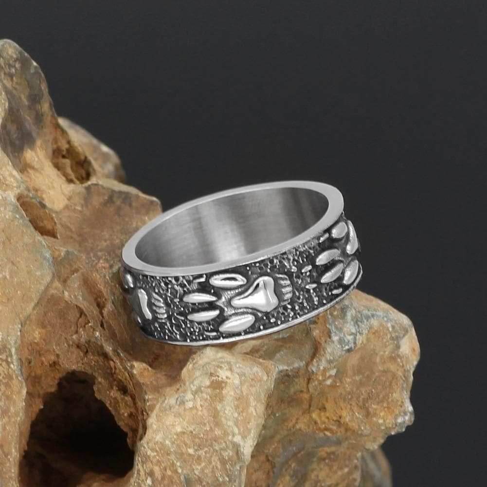 Viking Wolf Paw Ring - 9
