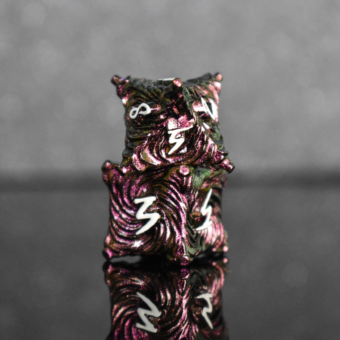 Vortex Warp Metal Dice Set - Pearlescent Magenta