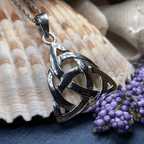 Emaline Celtic Knot Necklace - 18