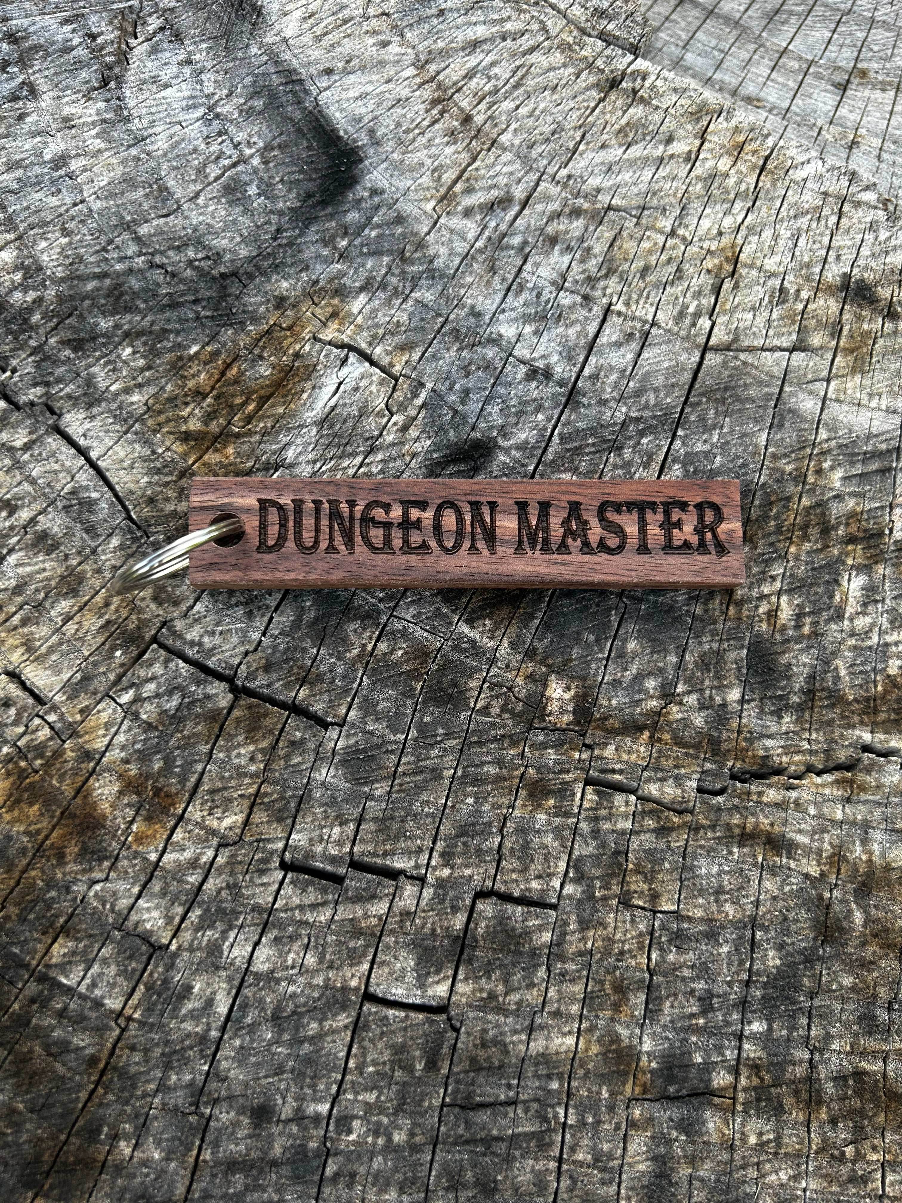 DND Character-Class Keychain - Dungeons & Dragons (Nat Twenty!)