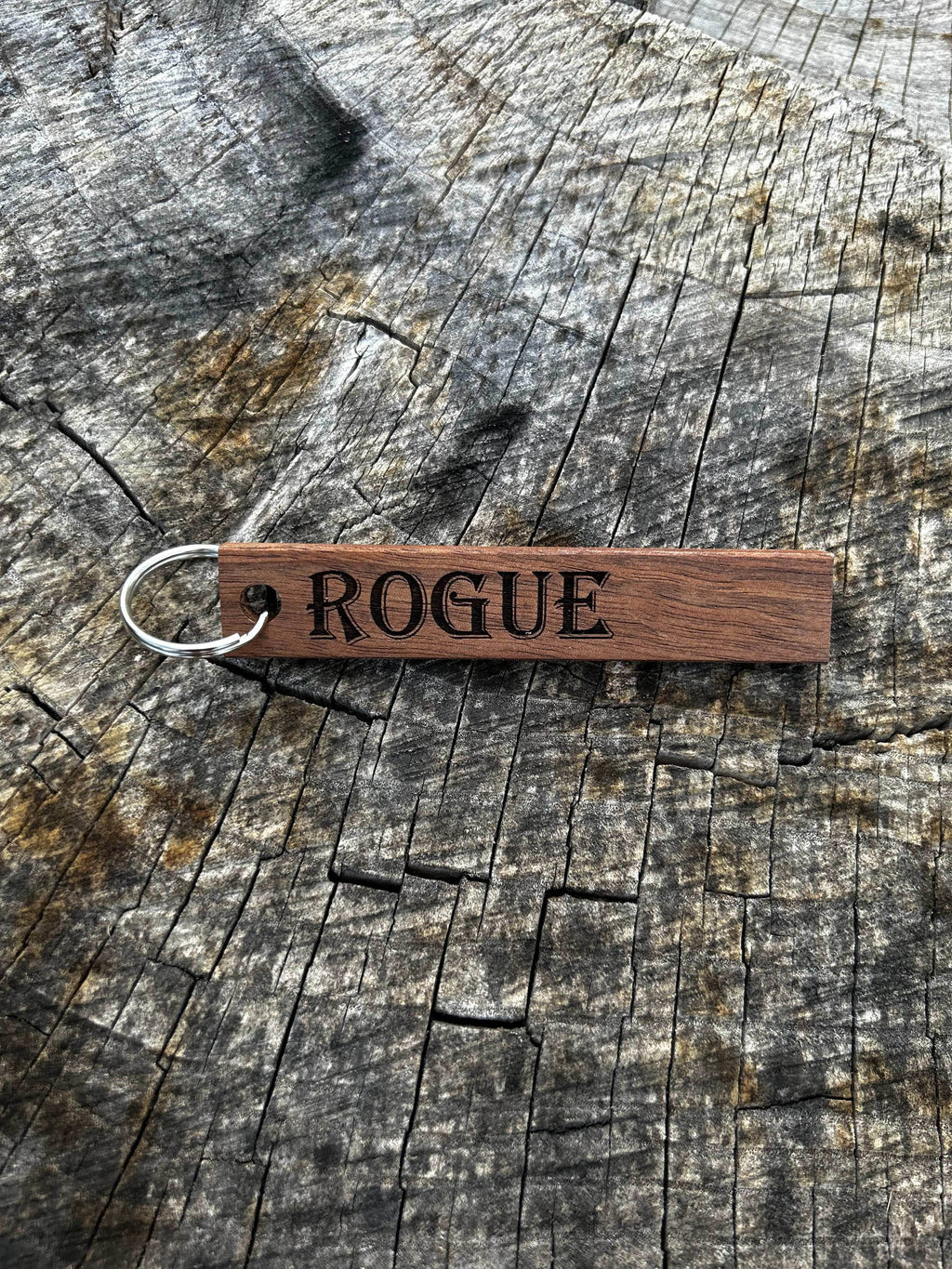 DND Character-Class Keychain - Dungeons & Dragons (Nat Twenty!)